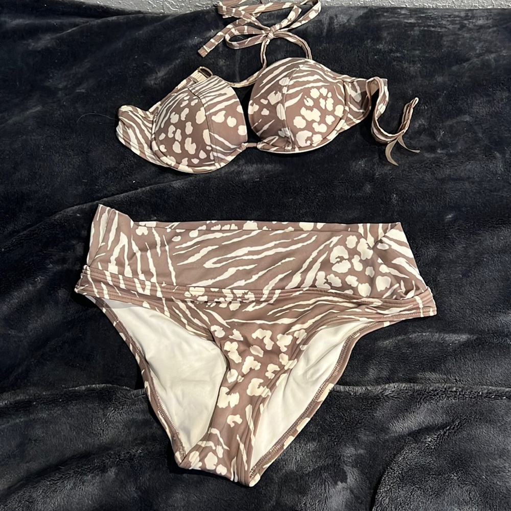 VS bikini